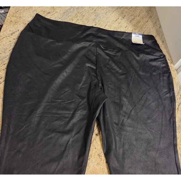 New! Terra & Sky Women's Plus Size 2X Fitted Legging Black Faux Leather Pull-On - Picture 13 of 14